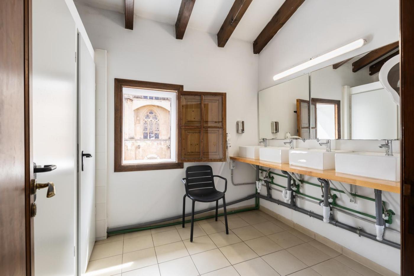 El Josemari Youth Hostel - Albergue Juvenil Palma de Mallorca Luaran gambar